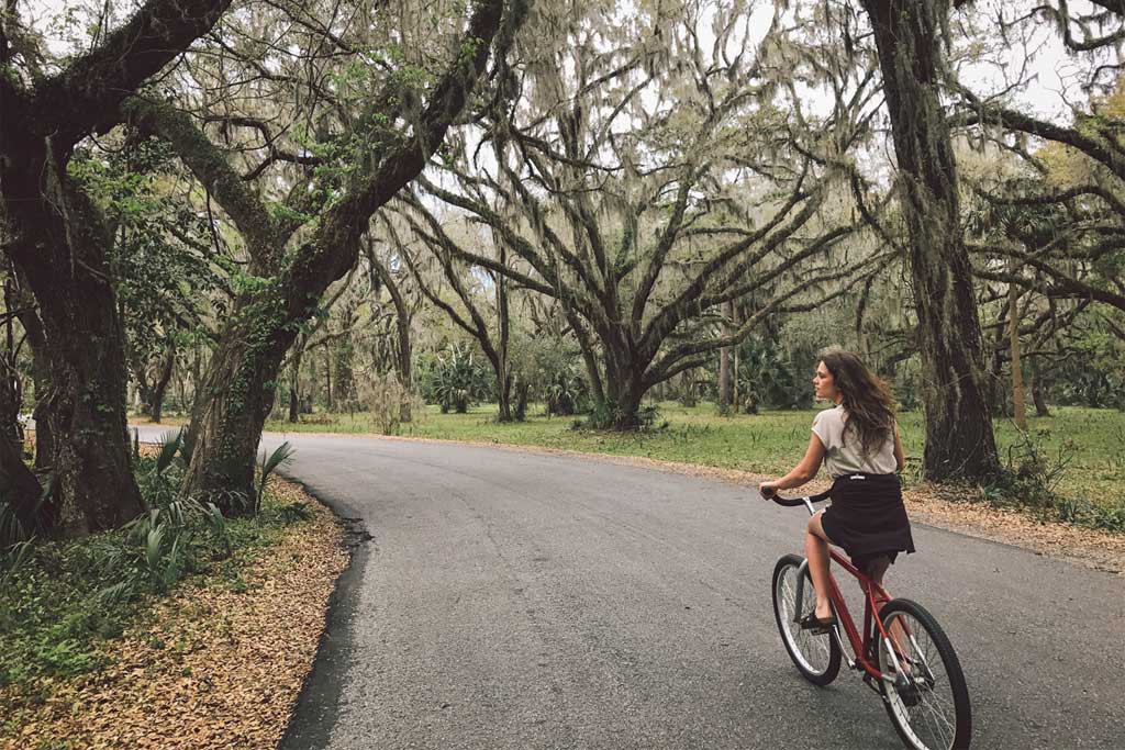 woman_on_bike