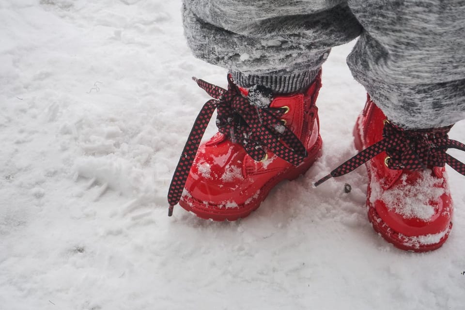 A summer call-to-action on winter sidewalks
